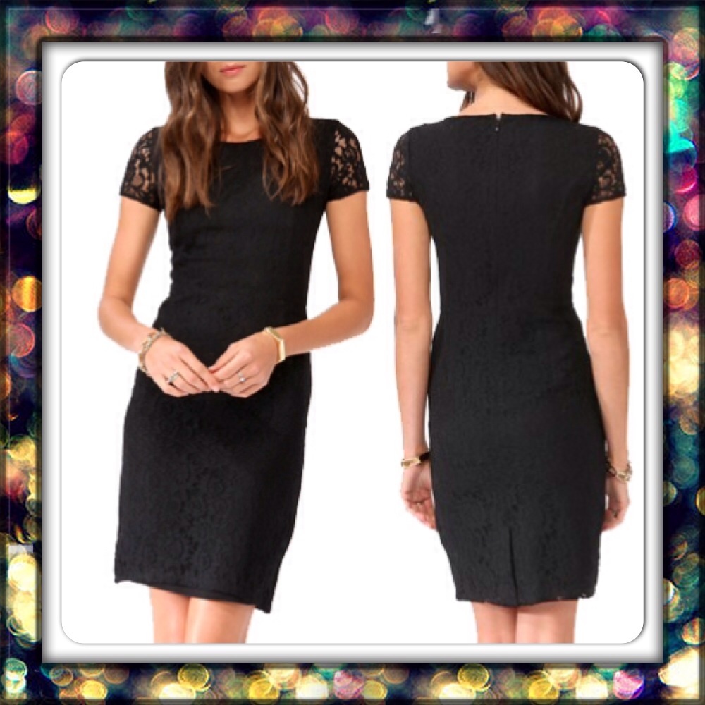 {Forever 21} Essential Paneled Lace Dress
